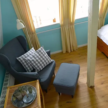 Ahlbeck, Schloss Hohenzollern - W 28 Heringsdorf (Usedom)