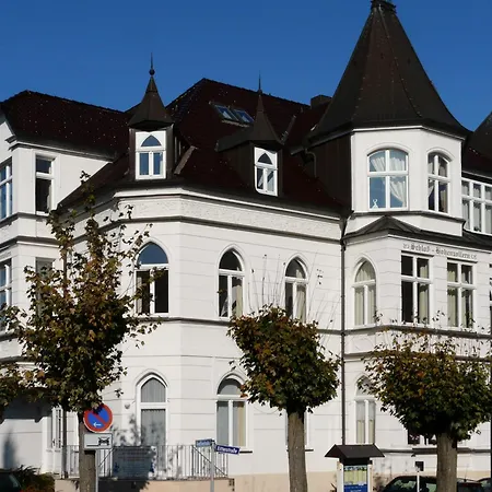 Ahlbeck, Schloss Hohenzollern - W 28 Villa *