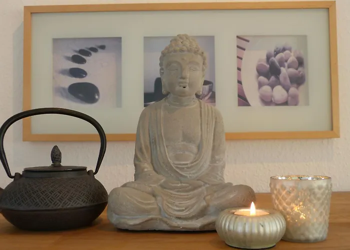 Villa Ahlbeck, Schloss Hohenzollern - W 28 *